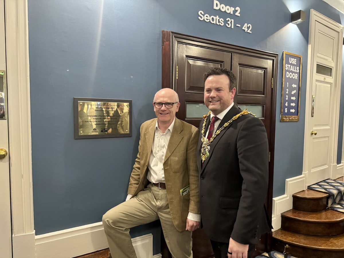 Council leader Neil MacDonald and Mayor Stefan Long reveal the plaque commemorating the theatre's reopening